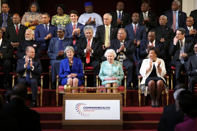 Commonwealth leaders applaud