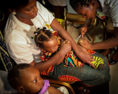 children in Ghana receive malaria vaccine