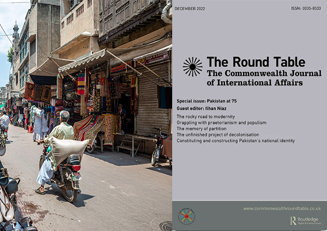 Street scene in downtown market, Lahore, Pakistan