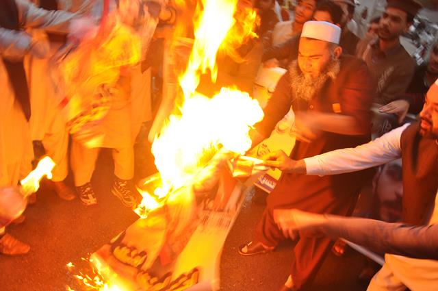 Opinion: What is behind the mobs in Pakistan? Picture shows 2019 protest in Peshawat